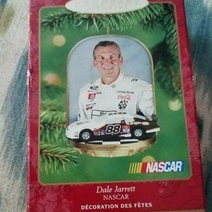 Dale JARRETT 88 NASCAR Hallmark Christmas Tree Ornament